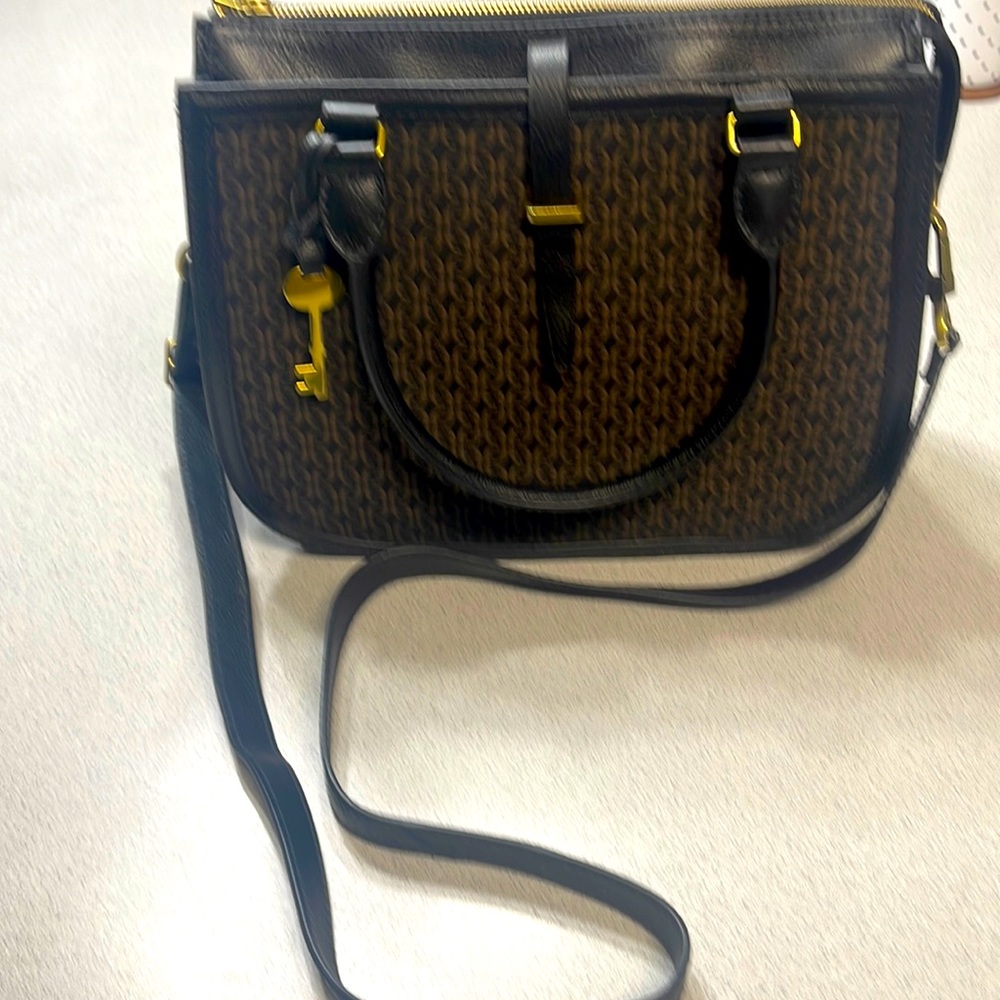 Fossil Bag. Excellent condition, brown and black. Never carried